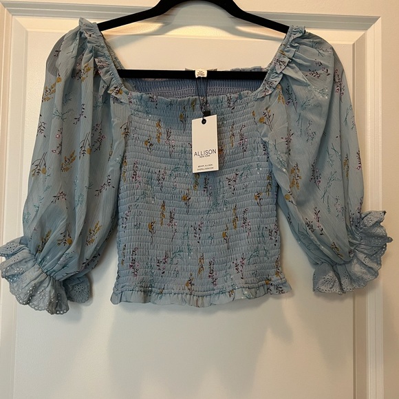 allison new york Tops - Brand new with tags allison New York light blue puff sleeve shirt